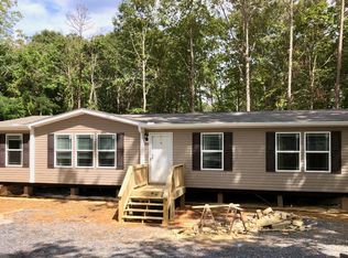 4 Rose Ray Rd, Ellijay, GA 30540
