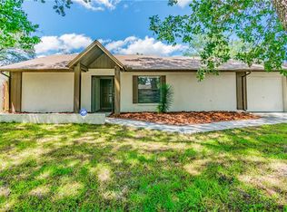 1920 Cedarbrooke Dr, Lutz, FL 33549