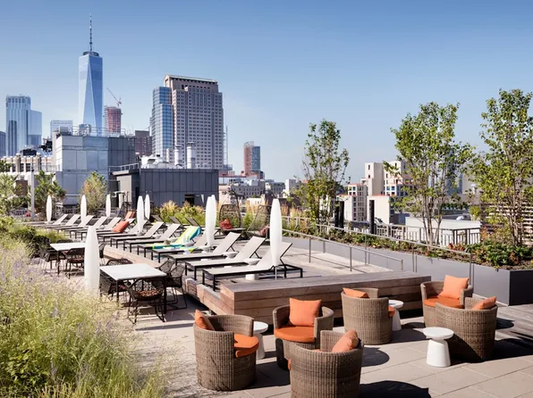 261 Hudson Street image 13 of 14