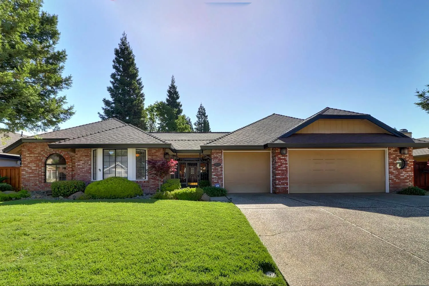 4920 Willow Vale Way photo 1