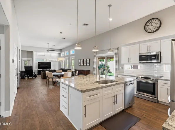 13610 E LAUREL Lane, Scottsdale, AZ 85259