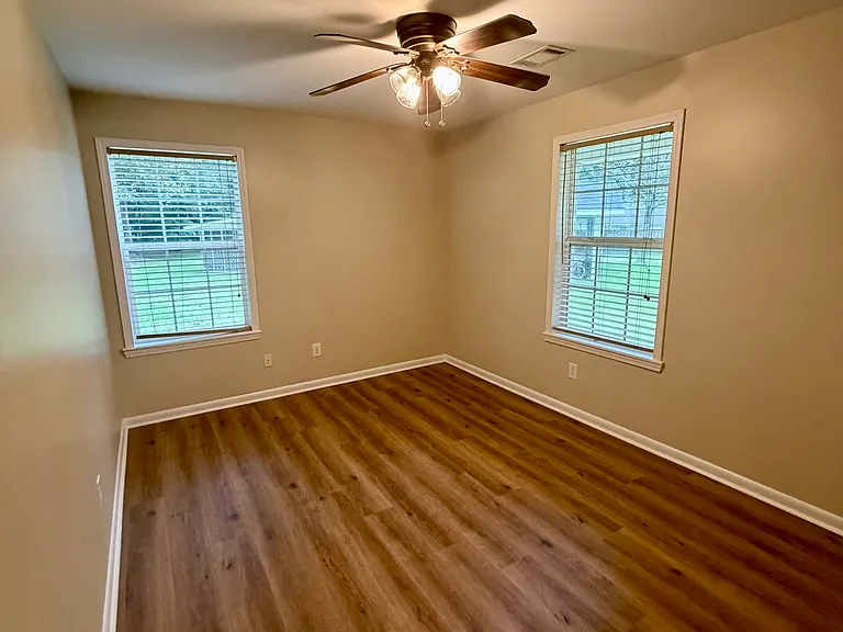 513 Cherokee Ct — Photo 22