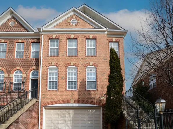 5631 Sheals Ln, Centreville, VA 20120