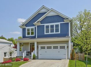 1113 N Sycamore St, Arlington, VA 22205