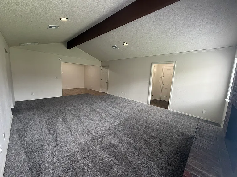 12748 E 39th St — Photo 15