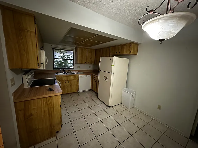 74 Golfview Dr — Photo 18