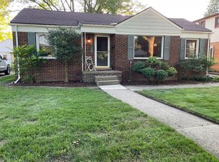6374 Buckingham Ave, Allen Park, MI 48101