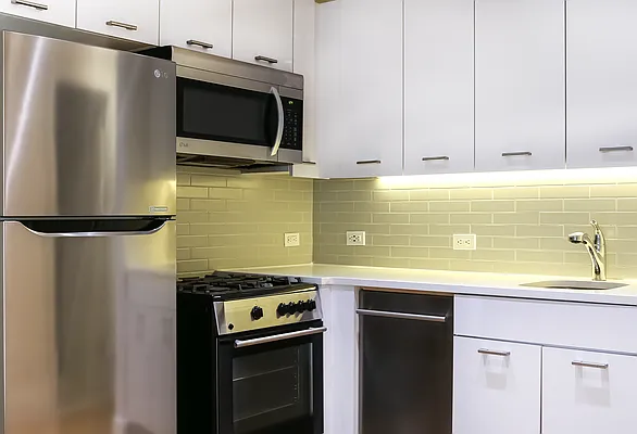 Rented by Residently USA, LLC | media 21