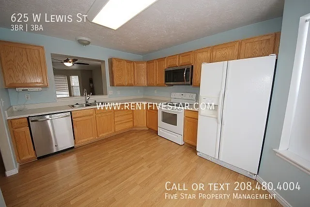 625 W Lewis St — Photo 4
