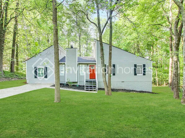 2491 Ramblewood Ct, Acworth, GA 30102
