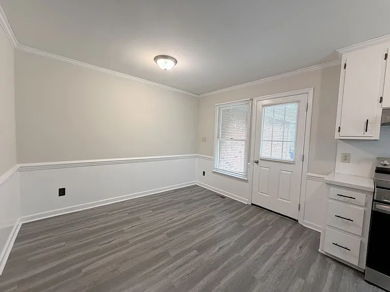 433 Creekway Dr — Photo 21