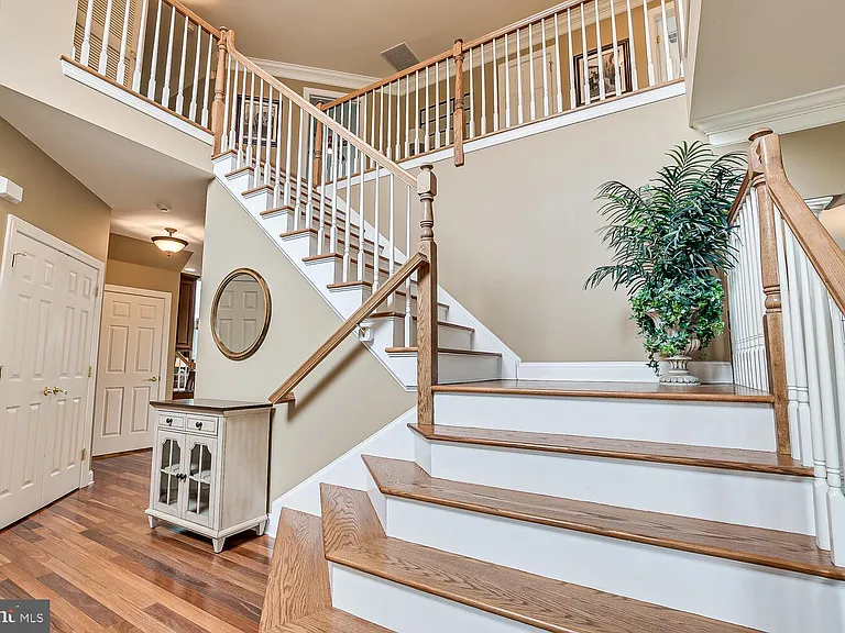 5 Erin Ct — Photo 13