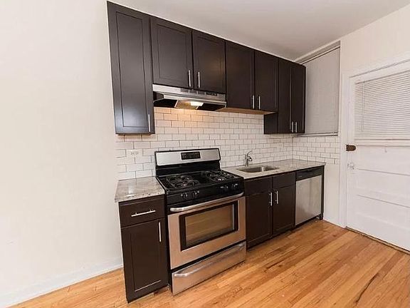 2nd image of 2004 W Foster Ave #544kenx6k