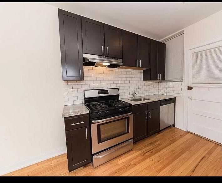 1st image of 2014 W Foster Ave #4hgcb0enu