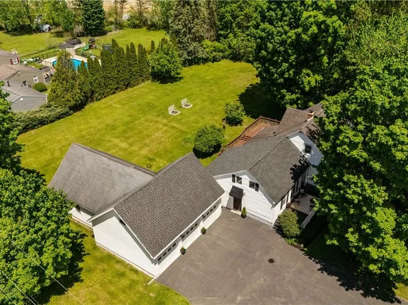 6007 Hamilton Rd, North Syracuse, NY 13212