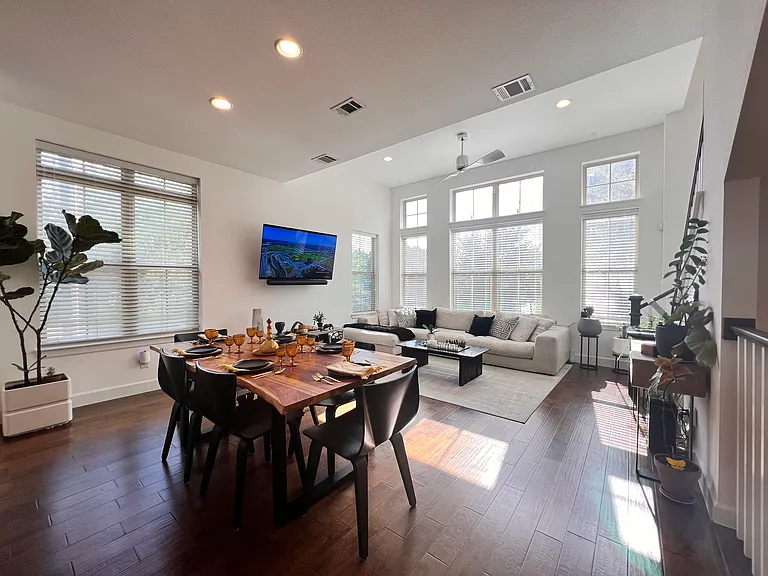2705 Yellow Jasmine Ln — Photo 13