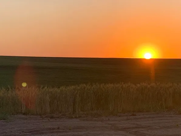 135 Hunter St, Ceresco, NE 68017