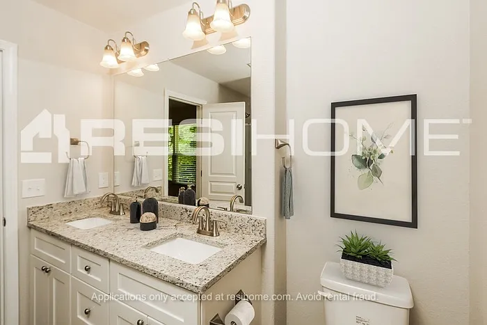 4532 Merryvale Forest Dr — Photo 12