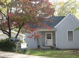 225 Shamrock Rd, Charlottesville, VA 22903