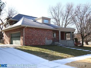 7001 Huntington Ave, Lincoln, NE 68507