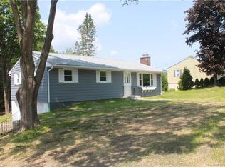 95 Northfield Rd, Watertown, CT 06795