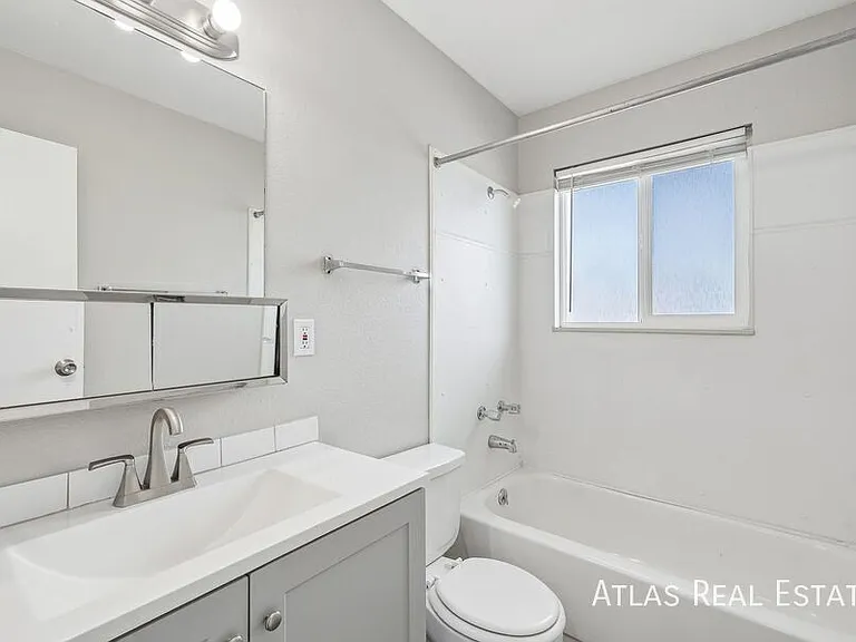 3027 Starlight Cir — Photo 27