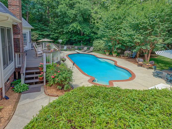 5th image of 9309 Lochmeade Ln
