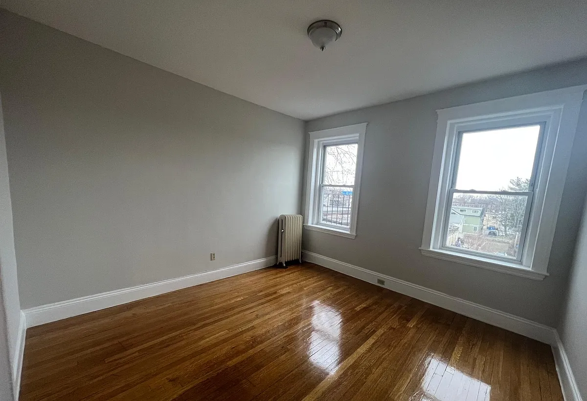 Building Photo - 1195 Commonwealth Ave #6