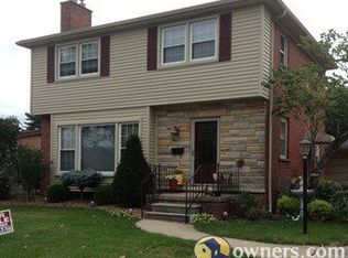 1865 Westfield Rd, Trenton, MI 48183