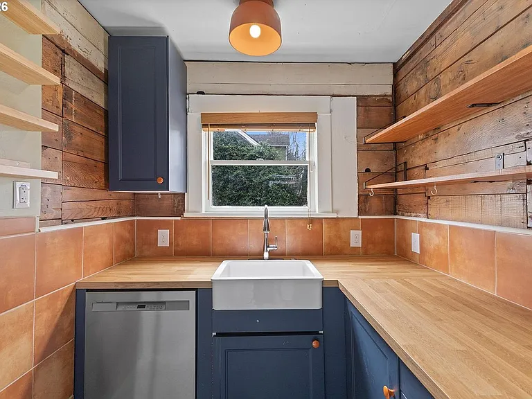 4805 NE 110th Ave — Photo 7