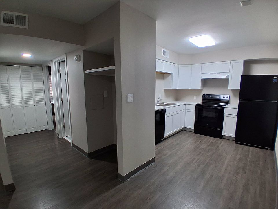 Hallway on left Kitchen on right, middle unit layout