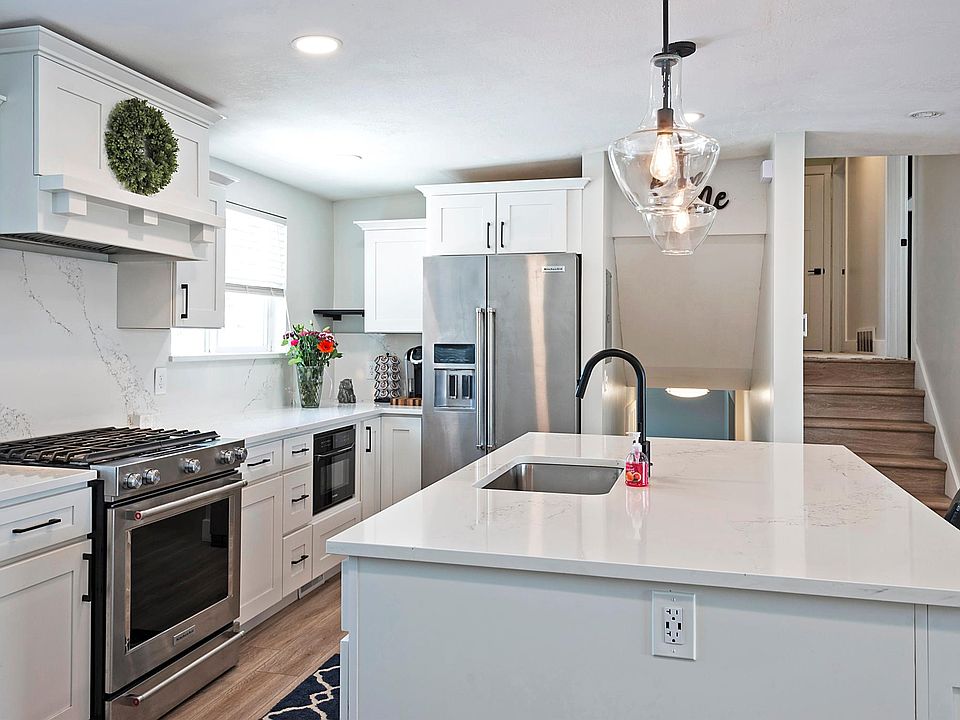 1st image of 3702 S 610 E