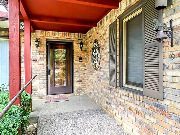 3rd image of 145 Castano Dr