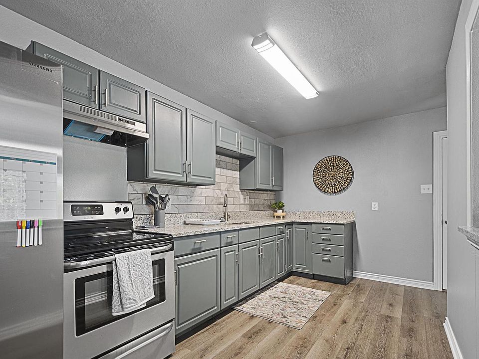 1st image of 5425 Waltham Ave #18126316