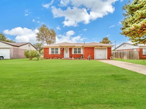 1029 Box St, Altus, OK 73521