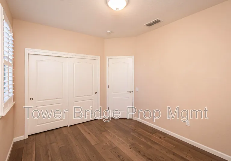 1457 Marseille Ln — Photo 22