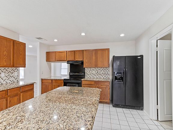 5th image of 15738 Lomita Springs Dr