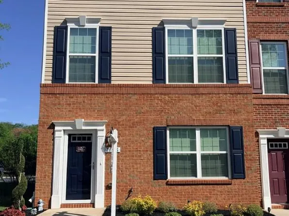 7105 River Birch Dr, Hanover, MD 21076