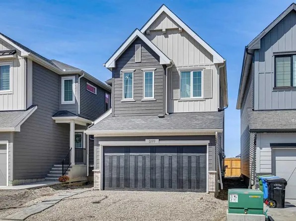 599 S Buffaloberry Mnr SE, Calgary, AB T3M 3Z2