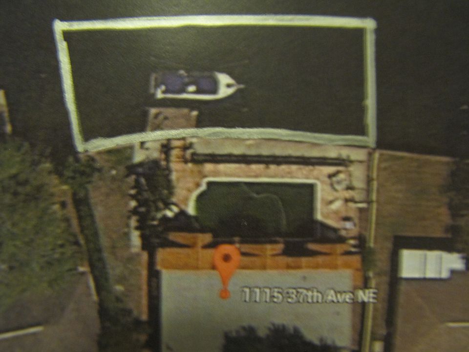 1st image of 1115 37th Ave Ne Submerged Land