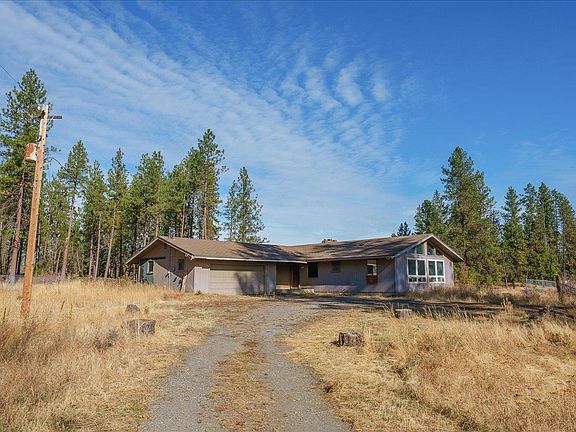 2nd image of 7022 W Hallett Rd