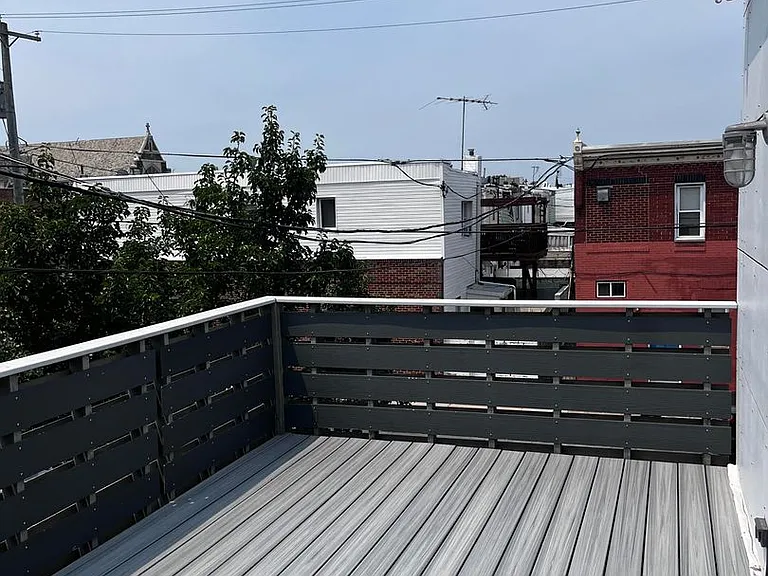 152 Tree St — Photo 24