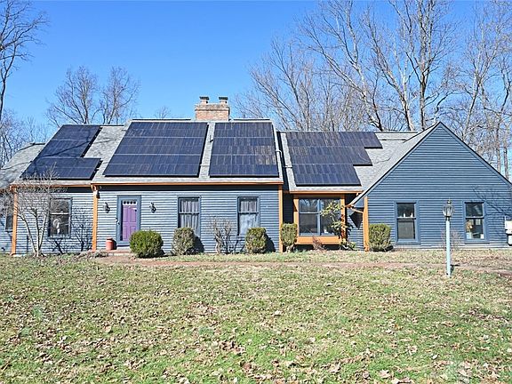 2nd image of 941 Lazenby Rd