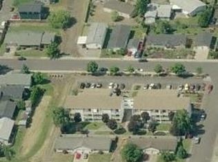 420 E 9th Ave, Junction City, OR 97448