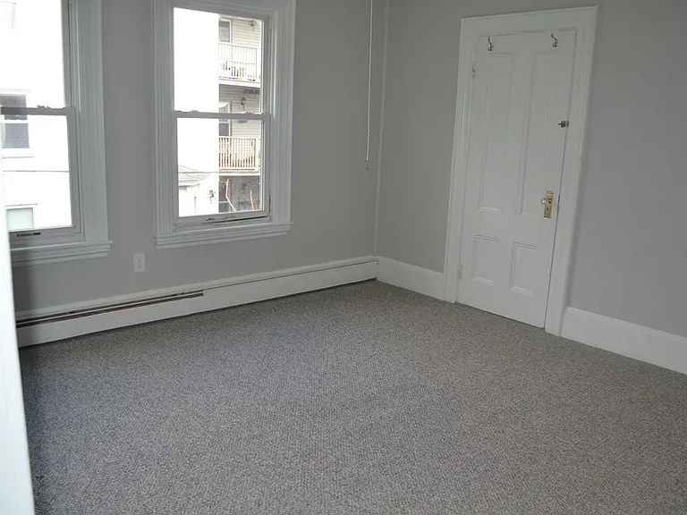 5 Laurel St #5 — Photo 5