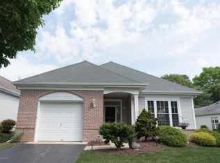 18 Goldensprings Dr, Lakewood, NJ 08701