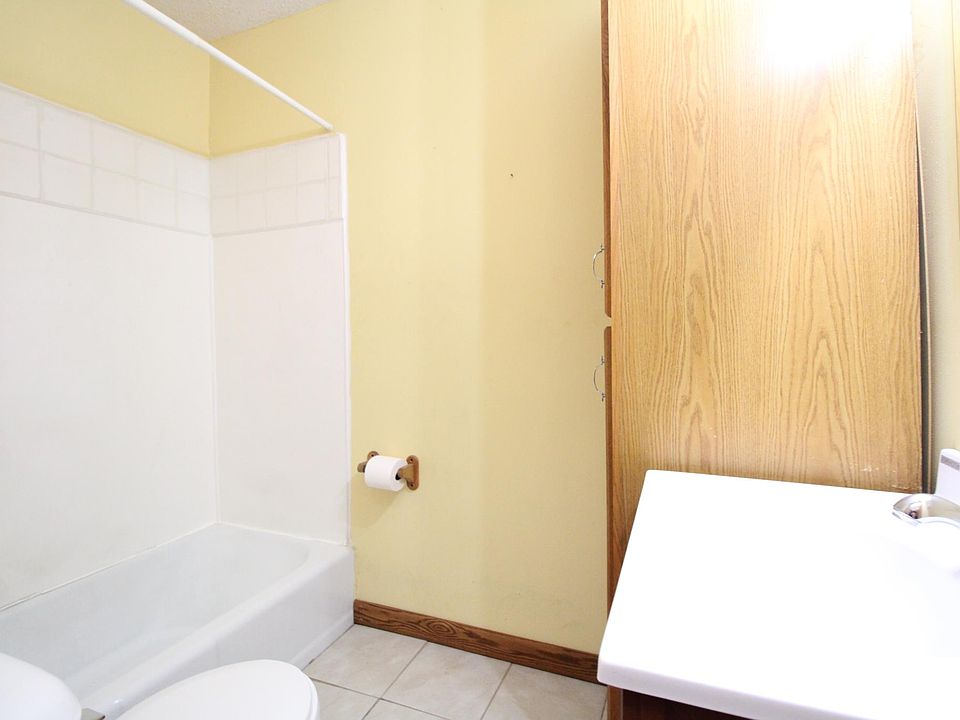 1st image of 2829 Rutland Ave