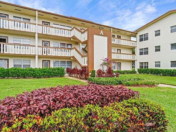 4th image of 3 Mansfield Dr #A