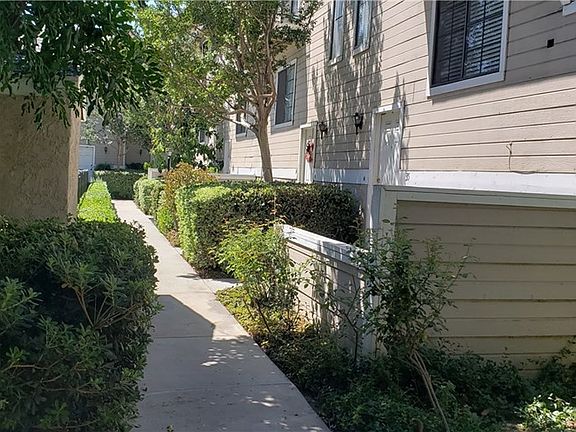 3rd image of 8338 Woodley Pl Unit 35