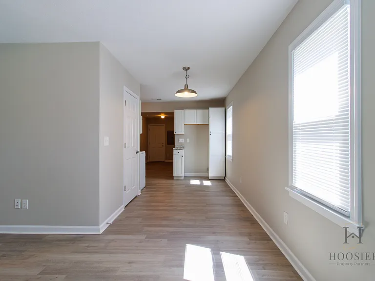 5838 Greenfield Ave — Photo 5